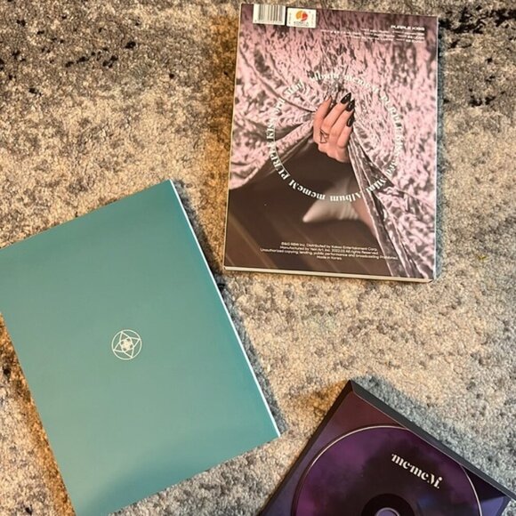 Purple Kiss third mini album, "memeM." - Picture 4 of 4